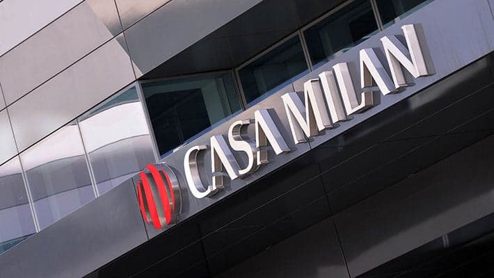 A CASA MILAN RIAPRONO STORE E MUSEO