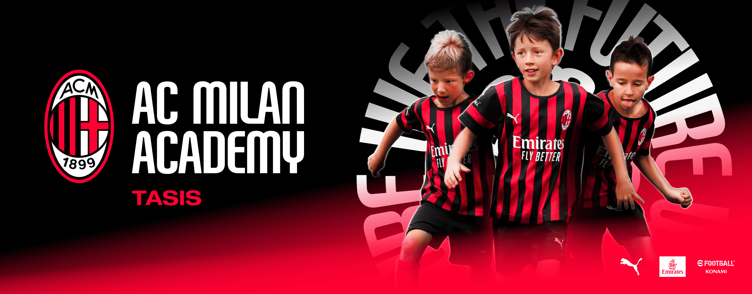 Logo Milan Academy Tasis con accanto bambini che esultano dopo un gol