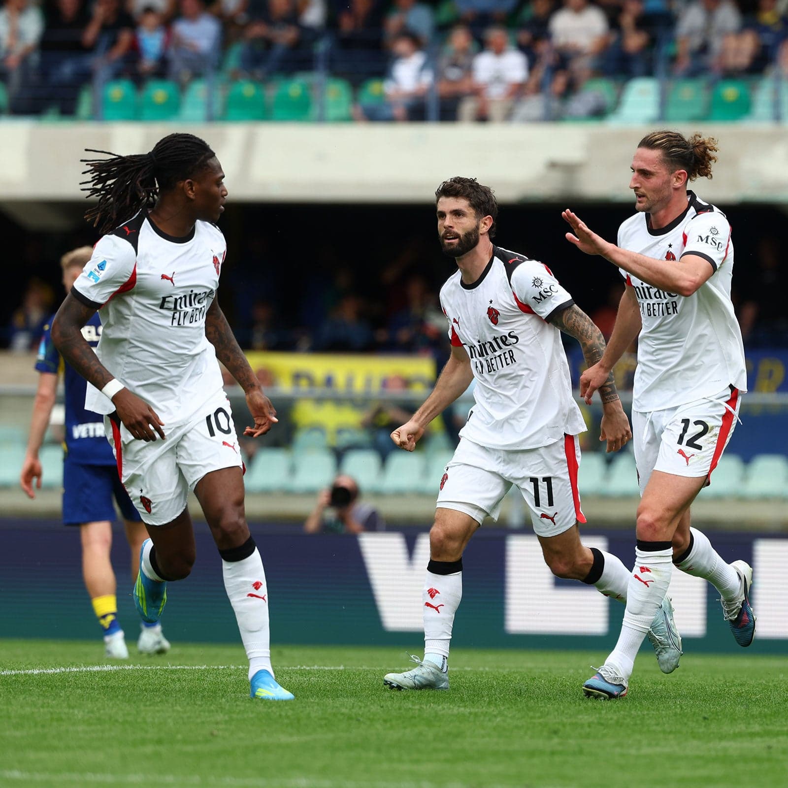 RABIOT RILANCIA IL MILAN: 1-0 A VERONA