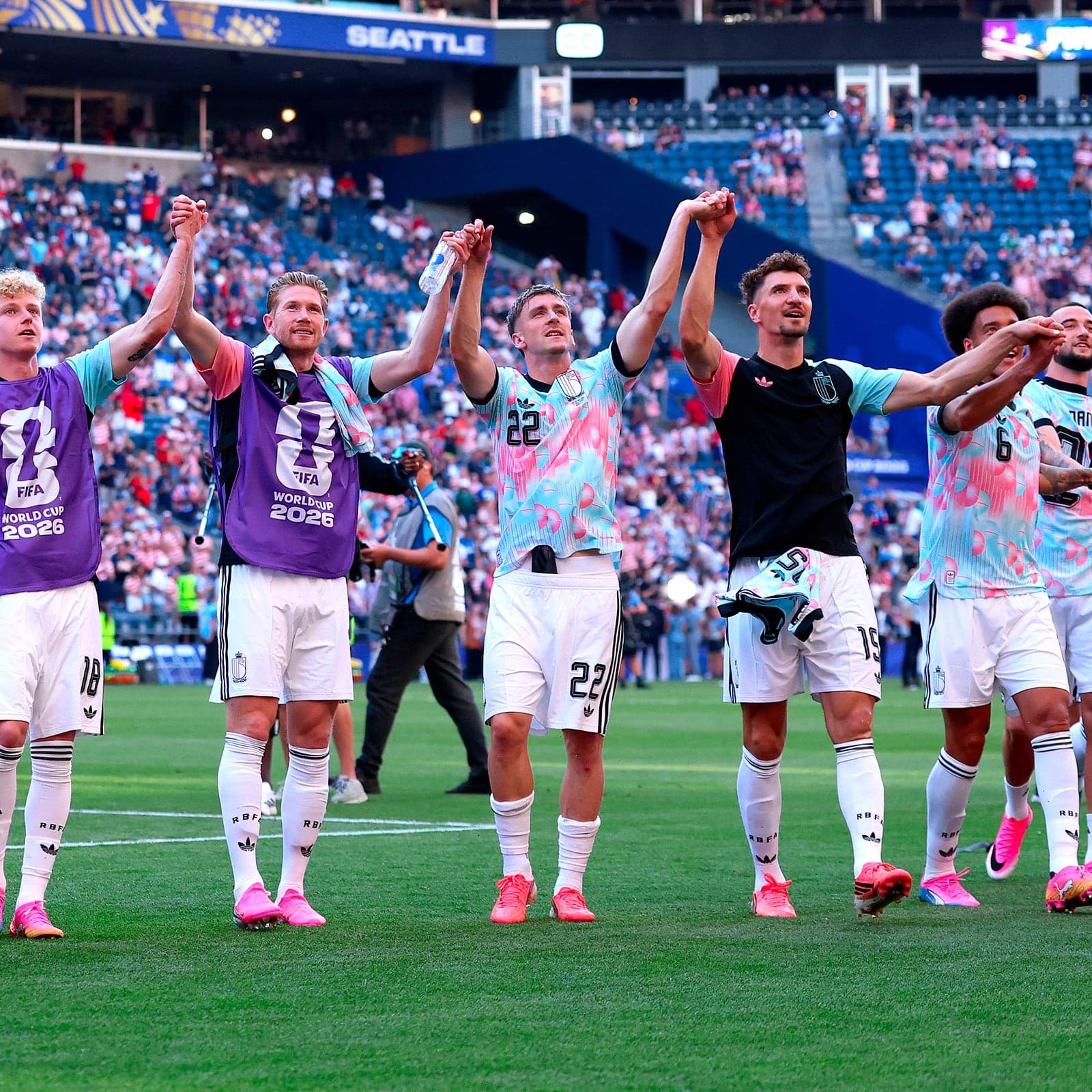 BELGIUM THROUGH TO THE QUARTER-FINALS, USA AND PORTUGAL KNOCKED OUT