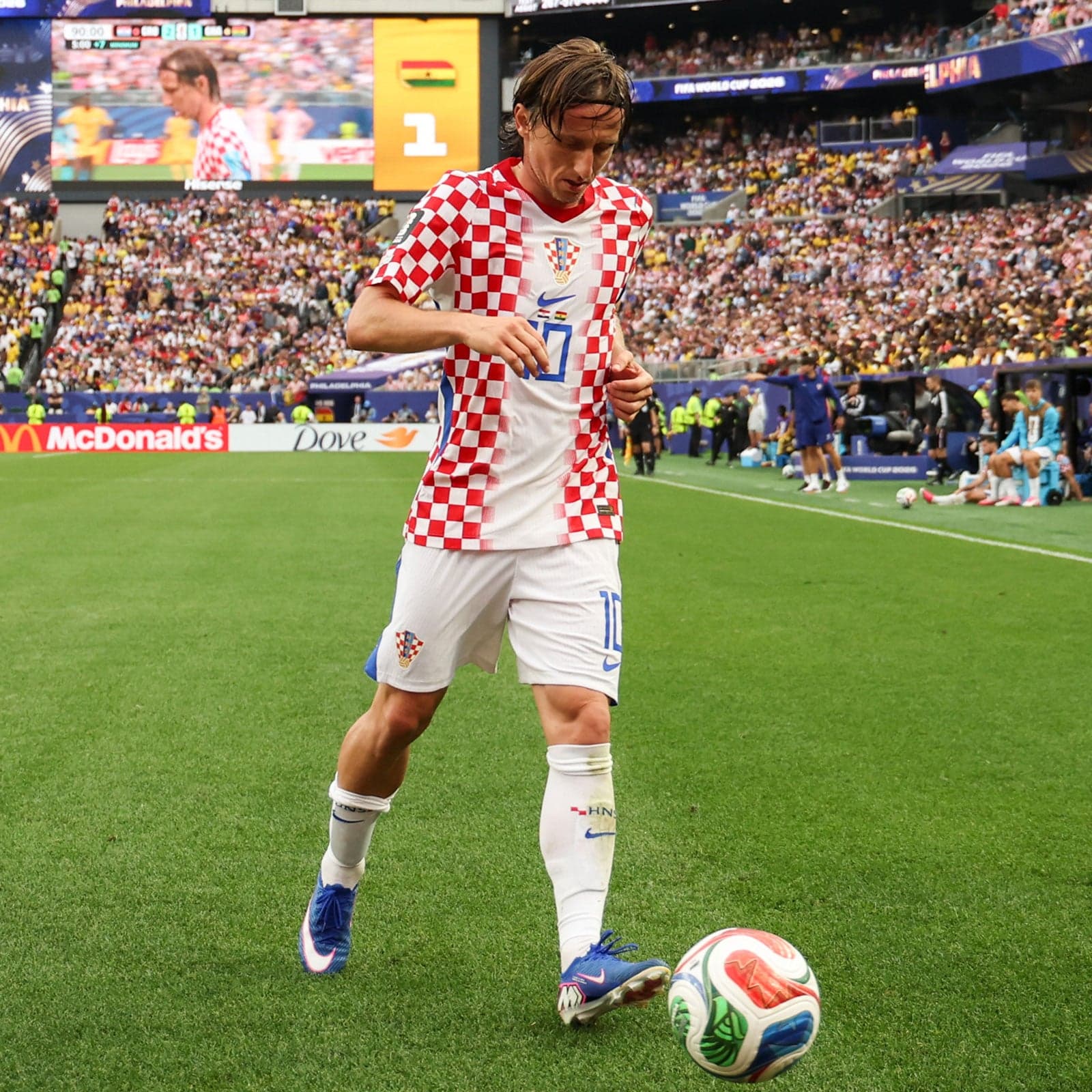 MODRIĆ ILLUMINA LA CROAZIA